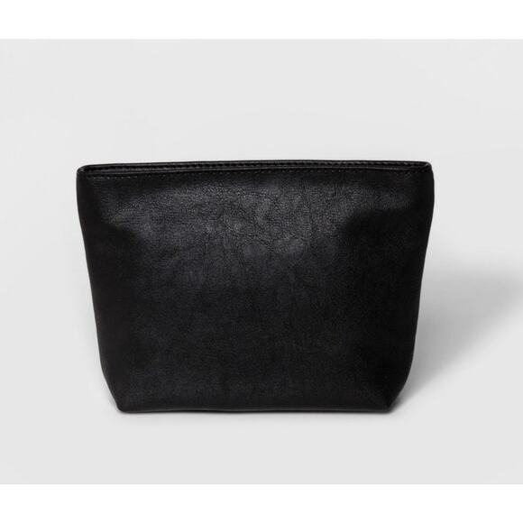 NWT Universal Thread Soft Faux Leather Black Clutch Pouch Purse Bag Women's - Picture 1 of 1